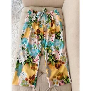 Melissa McCarthy's Floral Pants in 2X